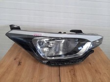 Frontscheinwerfer Hyundai I20 92102C8000 Vorderseite Scheinwerfer Headlight