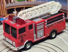 H0 Slotcar Racing Modellbahn ~~ Feuerwehr mit  Blinklicht und Glocke #EBS1561