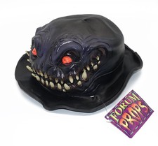 Halloween Monster Hut / Forum