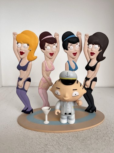 Mezco toyz family guy - mezco, 6