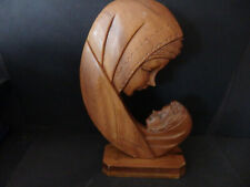 liebreizende Madonnenfigur mit