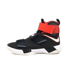 Nike Herren LeBron Soldier 10