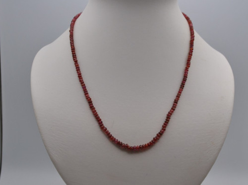 Spinell rubin rot farbe - rubin,