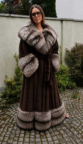 Saga furs pelzmantel echtpelz - furs,