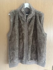 Strickweste mit Kunstpelz