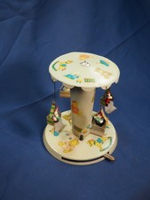 Altes Kettenkarussell aus