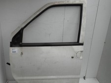 Tür Nissan Vanette Bus (C22) vorne links weiss 422662