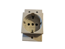 Steckdose für Verteilungseinbau DIN-Schiene