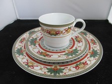 Hutschenreuther Louvre Weihnachten Kaffeeservice Gedeck Tasse Untertasse Teller