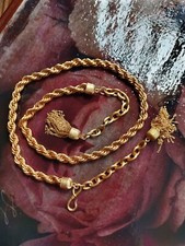 Zara verdrehte Metallkette