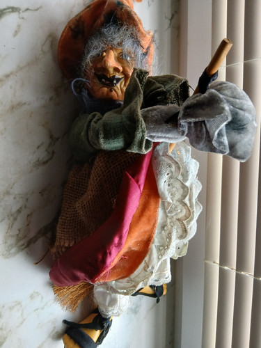 Deko hexe auf besen mit - deko, beutel