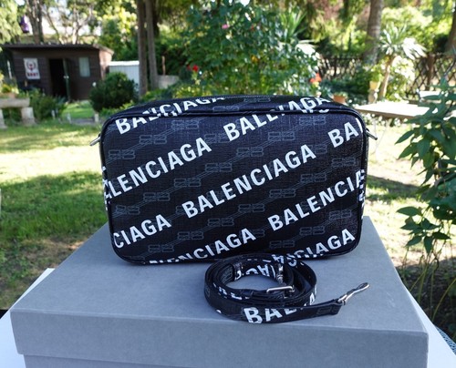 Balenciaga crossbody messenger - balenciaga,