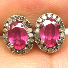 Edelstein 4 x 6 Mm. Rot Rubin