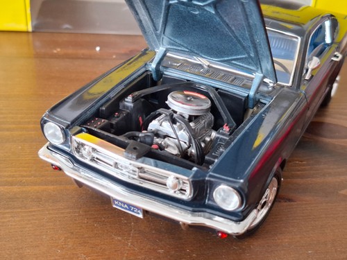 Modellauto ford mustang - 1:18,