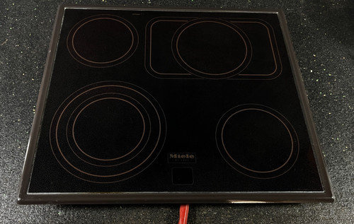 Miele 124 braun 2 jahre - ,