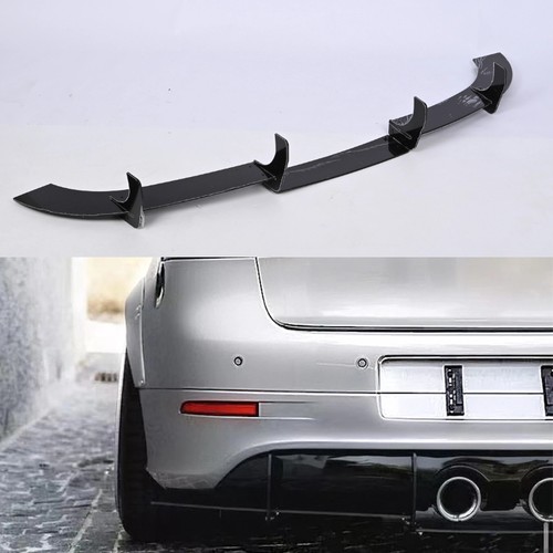 Rear bumper diffuser shark fin - rear,