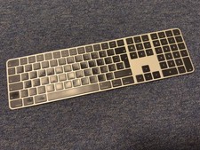 Apple Magic Keyboard Bluetooth