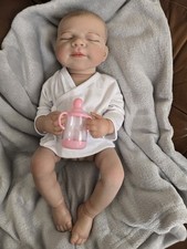 Süße realistische Reborn Baby Puppe