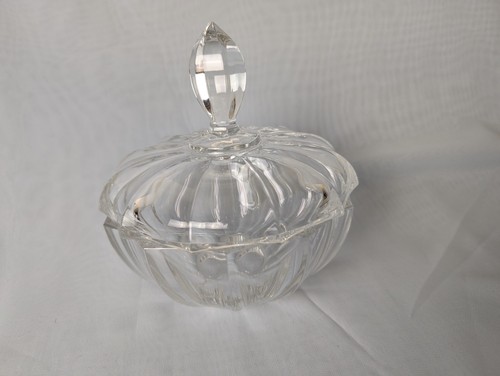 Glasschale mit deckel - deckel,