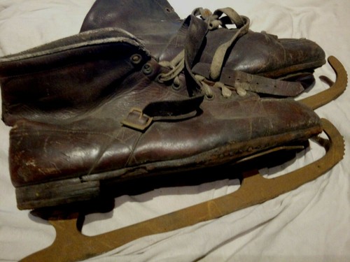 Antike leder schlittschuhe - antike,