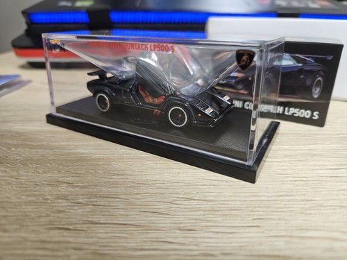 Hot wheels collectors special - hot,