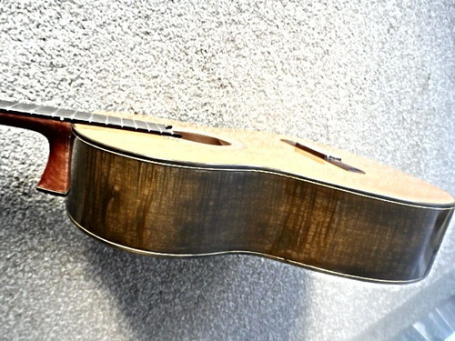 Handgebaute konzertgitarre - handgebaute,