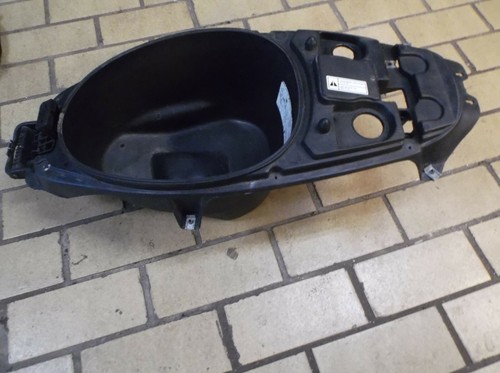 Helmfach aprilia sr50 typ - aprilia, lc