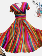 Elegantes Frühlings- & Sommerkleid mit Streifenmuster - V-Ausschnitt, dehnbar