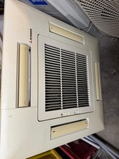Mitsubishi Klimaanlage Außengerät Mit Deckenkasette