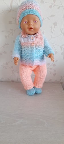 Handgestrickte puppenkleidung - handgestrickte,