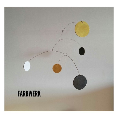 Mobile kunst aus holz - aus, farbwerk