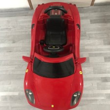 Ferrari Kinderfahrzeug Elektroauto rot ohne Fernbedienung 15 Jahre alt 