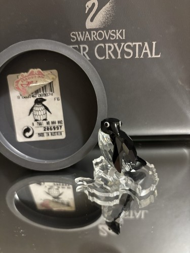 Swarovski pinguin auf - swarovski,
