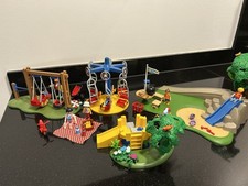 Playmobil Großer Spielplatz 5024 mit Karusell Sandkasten Rutsche