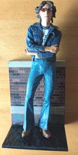 Yoko Ono John Lennon Figur, real Toys 2006 NECA, New York Years