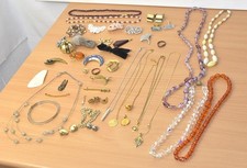 schönes kleines Konvolut Schmuck, zum Basteln etc.