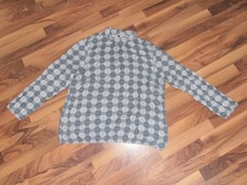 Süßes graues Blusenshirt mit