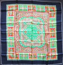 Seidentuch Rand schwarz,grün-rotes Muster,Paisleymuster bunt, VINTAGE ca.78x80cm