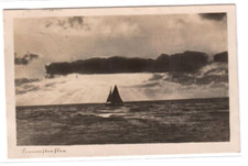 13285- Sonnenstrahlen, Segelboot * Meer 1942