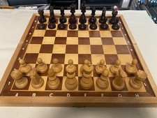 Schachfiguren Aus Holz Alt