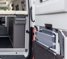 UTILITY Schrank im Heck rechts