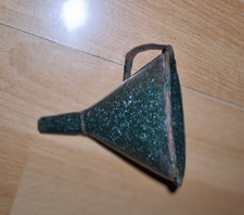 Trichter alt mit Griff Emaille grün/weiß gesprenkelt Sammler Deko