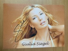 Autogramm -  Giulia Siegel -