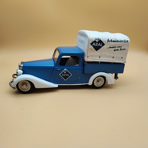 Schuco 00042 mercedes 170 - 00042,