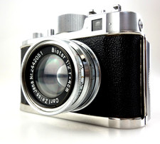 Berning Robot IIa Zeiss Biotar 4cm f2 C106158 jm049