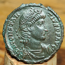 Constantius II Maiorina mit
