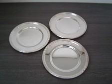 3 versilberte Untersetzer oder Unterteller aus Metall von SIOM Orfevres 16,6 cm