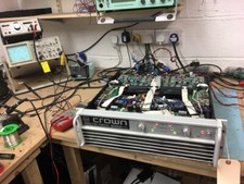 Crown Macro Tech Verstärker