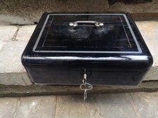 große Alte Geldkassette