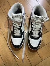 Sneaker, British Knights